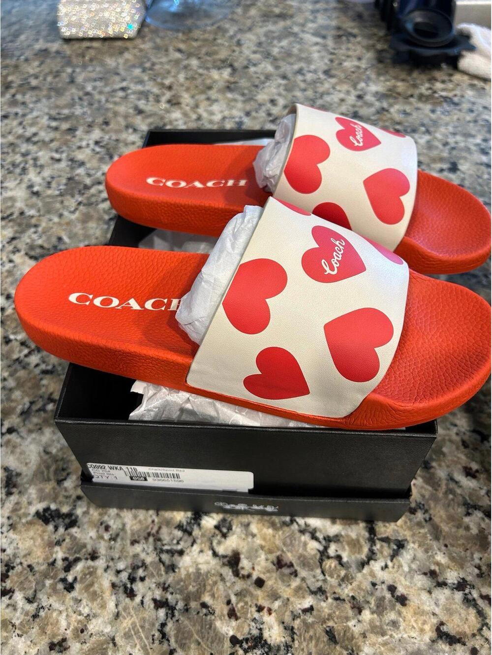 Coach Womens Heart Slides size 11-NEW IN BOX!